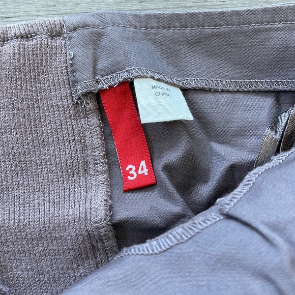 H&M cropped halter top (size 34) - Picture 4 of 5